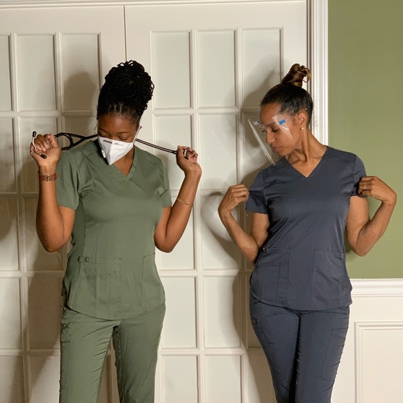 NWT S-XL Womens Light Blue/CEIL Scrub top-Med Couture - Picture 6 of 8